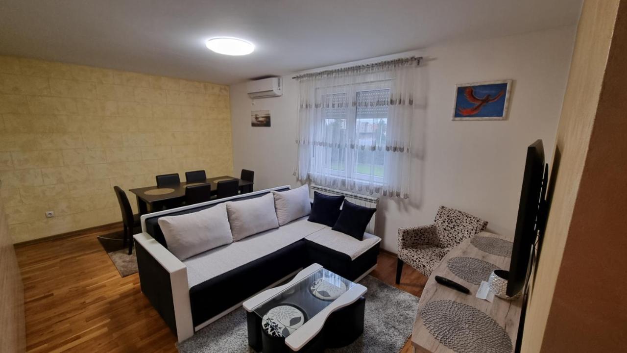 Raven2 Apartment Železnik Exterior foto