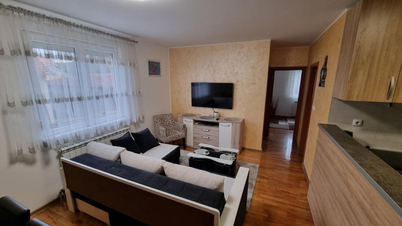 Raven2 Apartment Železnik Exterior foto